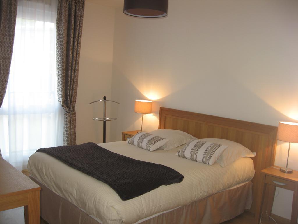 Domitys Le Parc Balsan Aparthotel Châteauroux Esterno foto