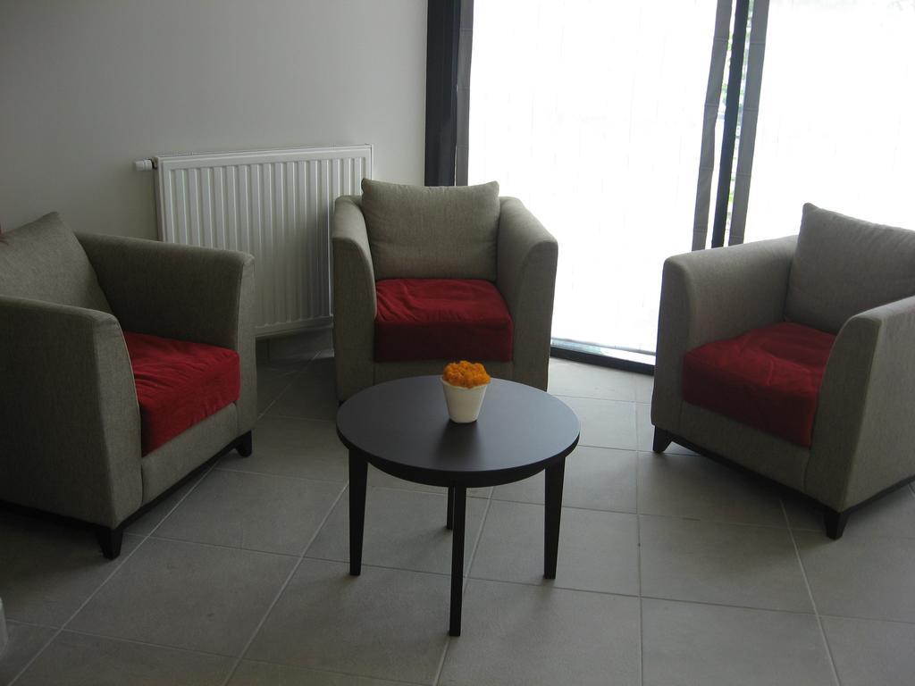 Domitys Le Parc Balsan Aparthotel Châteauroux Esterno foto